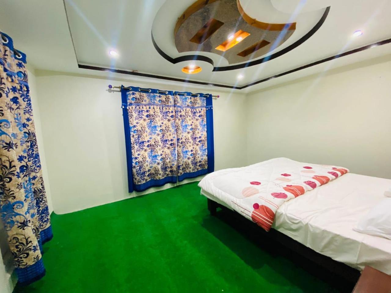 Skardu One Resort And Guest House מראה חיצוני תמונה